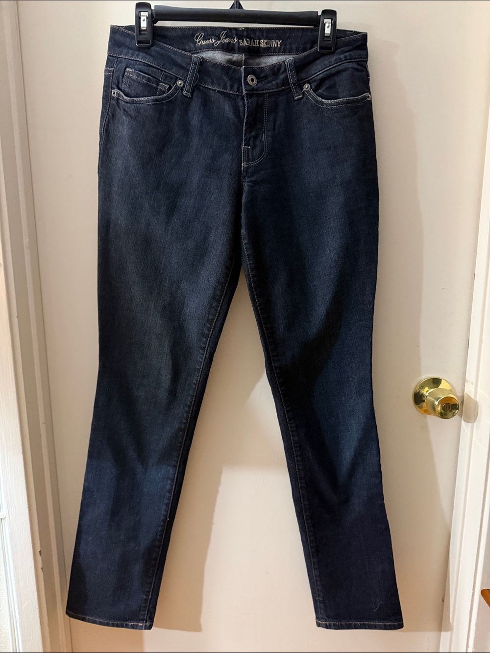 Guess Navy Skinny Jeans for Women Size 29